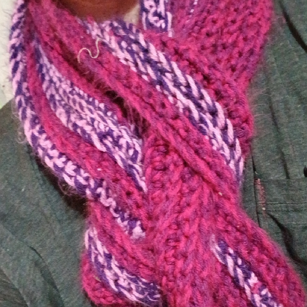 Chic Knit Scarf in Pink and Purple